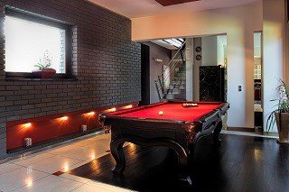 Professional pool table movers in Framingham content img1